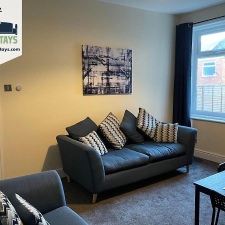 Howe - Newly Refurbished 2 Bedroom Flat Free Parking Gateshead Exterior photo