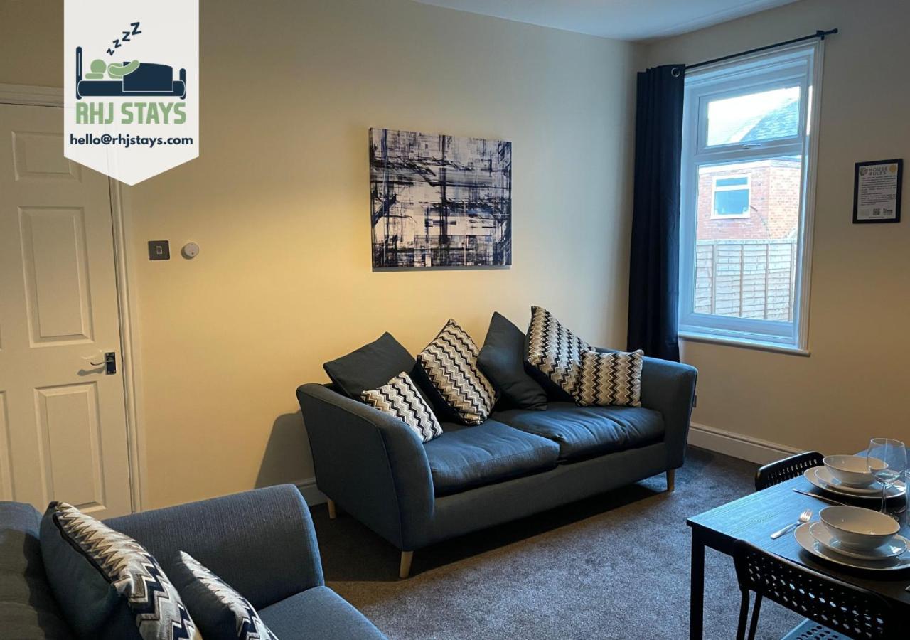 Howe - Newly Refurbished 2 Bedroom Flat Free Parking Gateshead Exterior photo